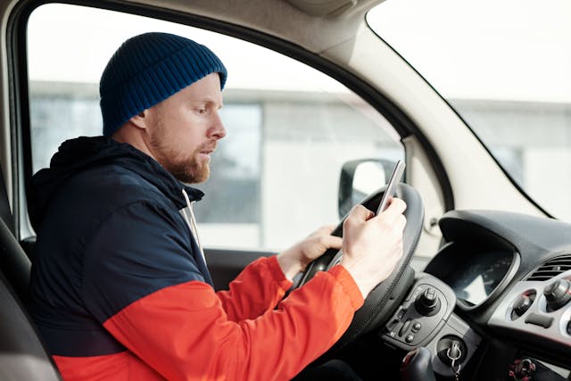 driving while on phone